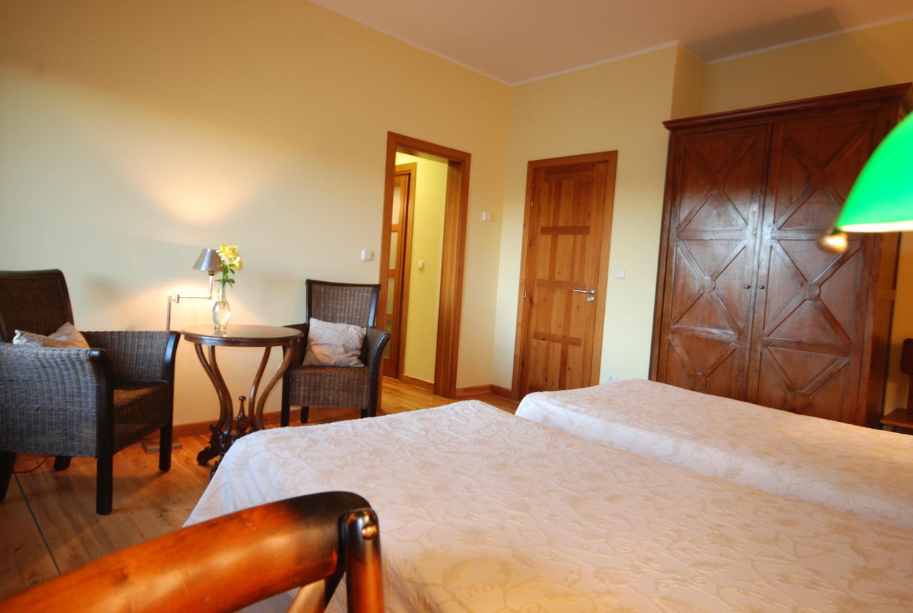 Hotel Del Verde Al Amarillo Penasrubias de Piron 外观 照片