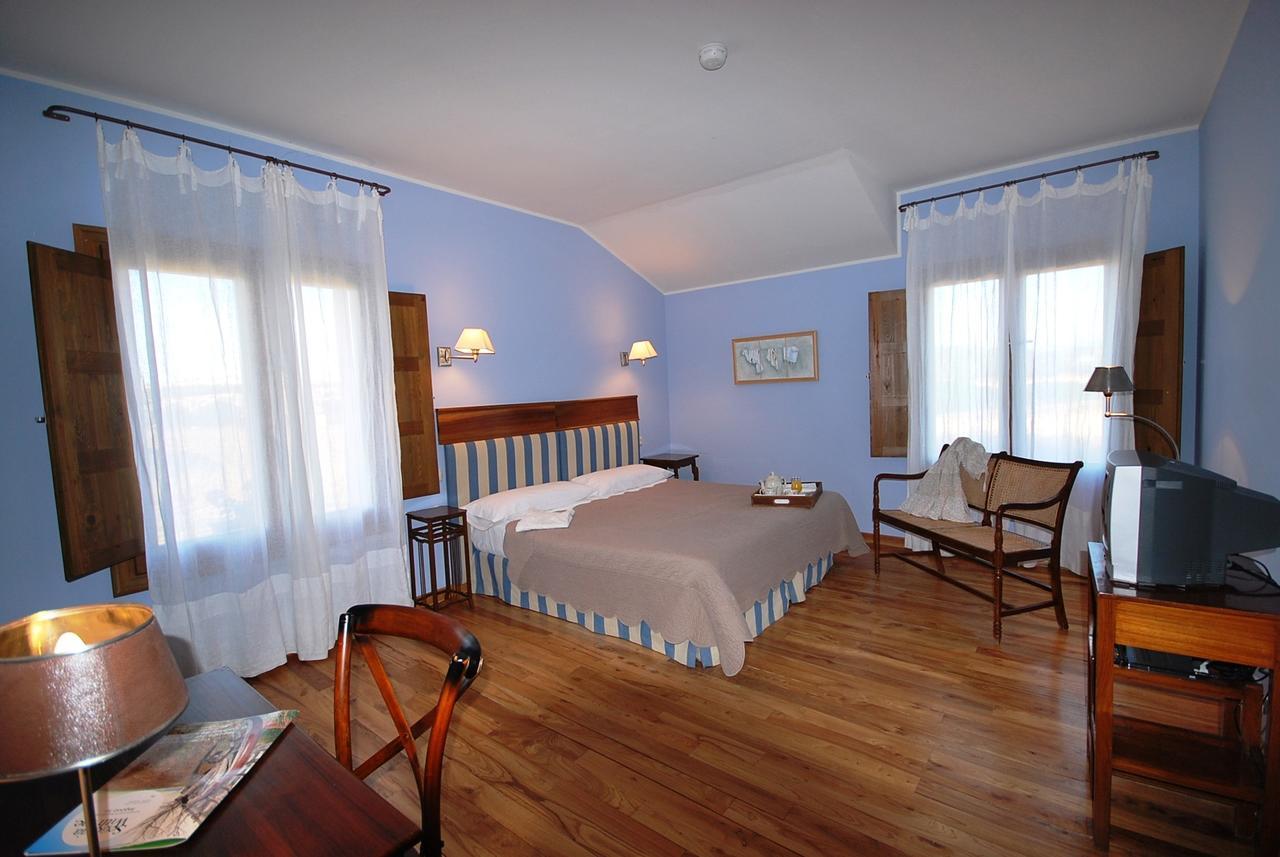 Hotel Del Verde Al Amarillo Penasrubias de Piron 客房 照片