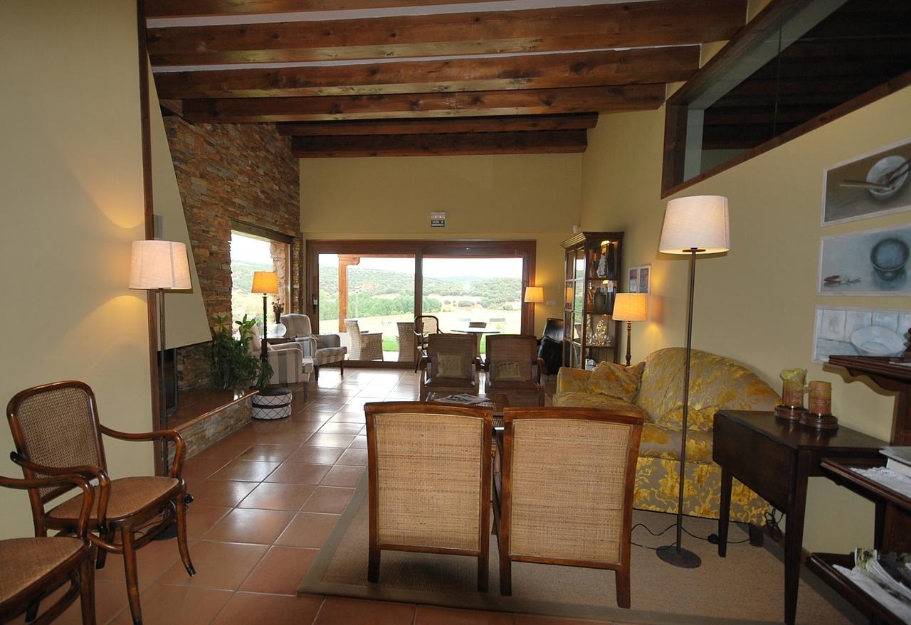 Hotel Del Verde Al Amarillo Penasrubias de Piron 外观 照片
